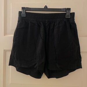 Old navy linen blend shorts with pockets